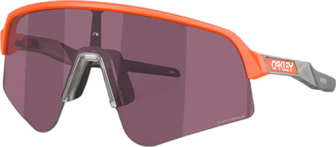 Oakley Lunettes de soleil Sutro Lite Sweep - Matte Neon Orange - Verres Prizm Road Black - Unisexe