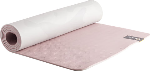 Lolë Tapis de Yoga Pose